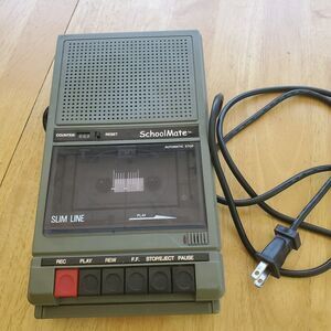 Schoolmate Slim Line Vintage Cassette Recorder Works Model HA-802 MPC-785 AC/DC